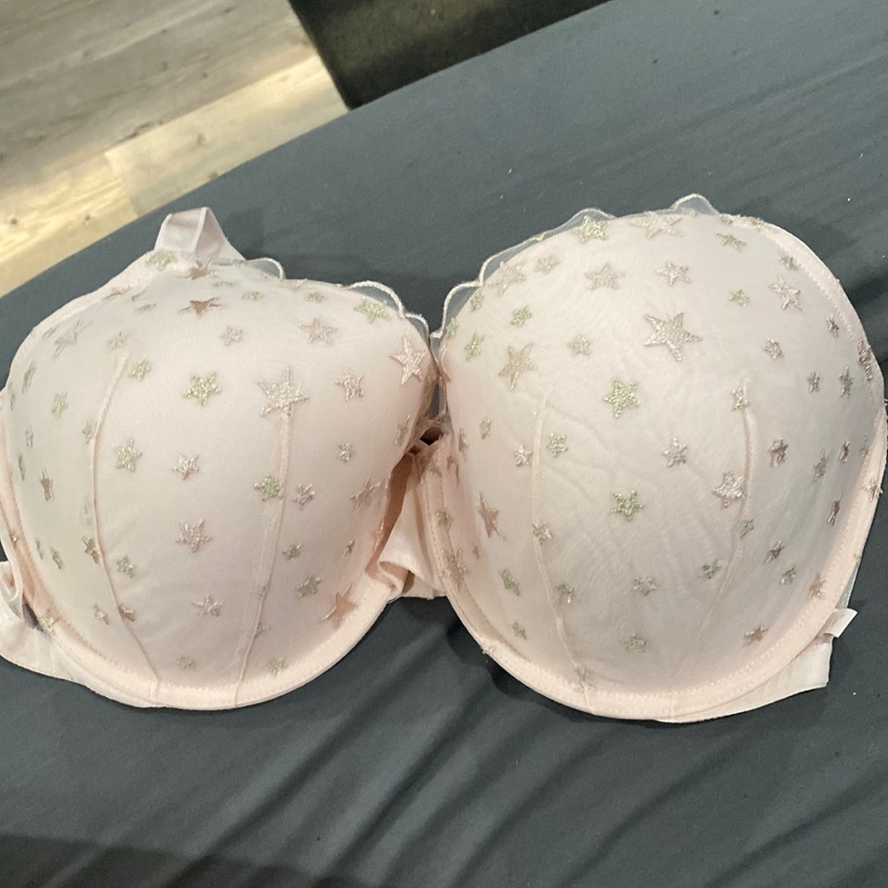 Lined Demi Victoria secret bra